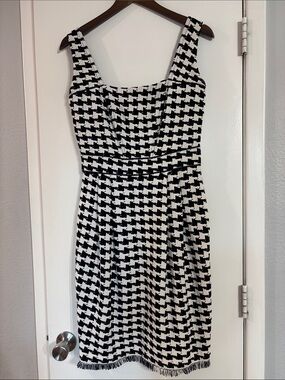 St. John Couture Black & White Houndstooth Tweed Dress with Fringe Trim Size 6